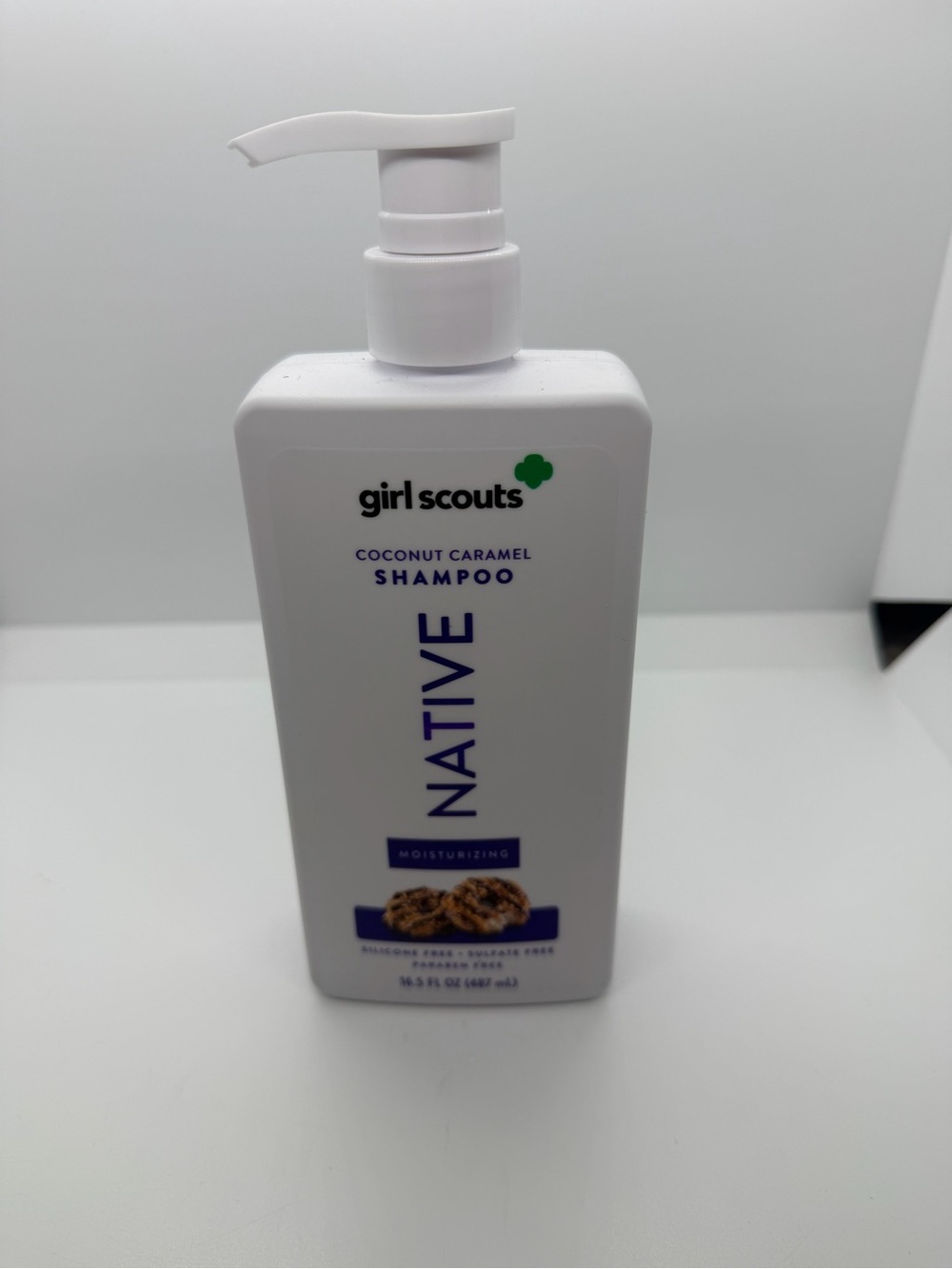 Native Coconut Caramel Shampoo — White with Green Accent